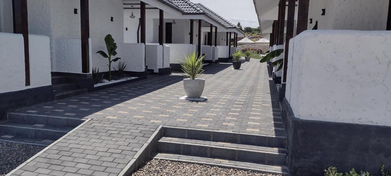 Bungalow Terra Kordu Baile Felix Bagian luar foto